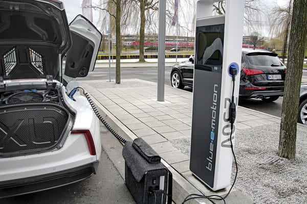 Volkswagen XL1 review, test drive