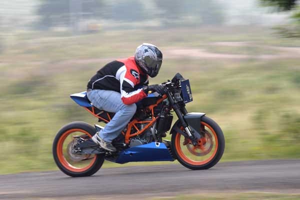 KTM RC 390 Café Racer - Marla review, test ride