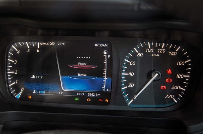 Hyundai i20 vs Tata Altroz comparison