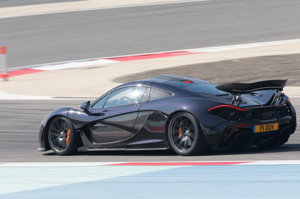 McLaren P1 supercar review, test drive 