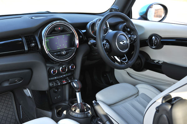 2016 Mini Cooper S Convertible India review, test drive