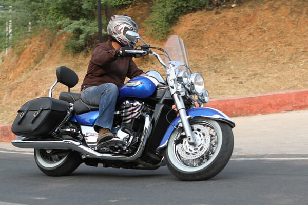 Triumph Thunderbird LT review, test ride