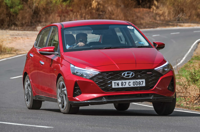 Tata Altroz iTurbo vs Hyundai i20 Turbo vs Volkswagen Polo TSI comparison