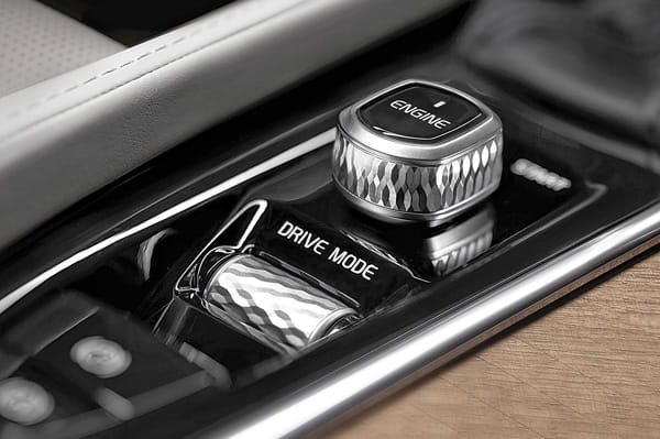 New Volvo XC90 review, test drive