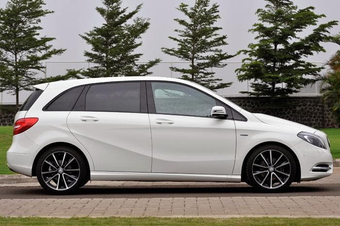 Mercedes B-Class video review