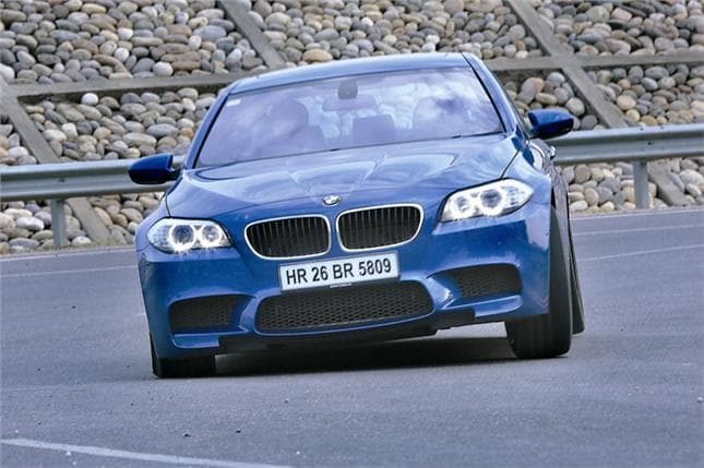BMW M5 video review