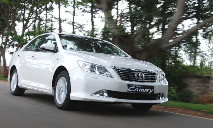 New Toyota Camry video review