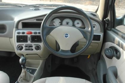 Fiat Palio Stile 1.1 - Image 4