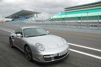 Porsche 911 Turbo - Image 3