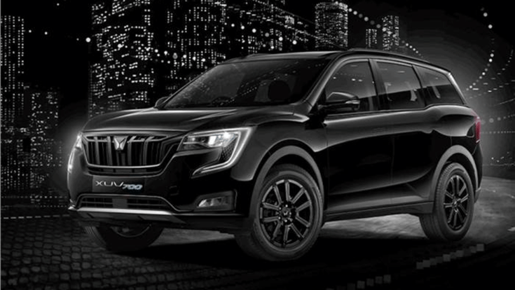 Mahindra XUV700 Ebony Edition Mahindra XUV700 Ebony Edition Exterior
