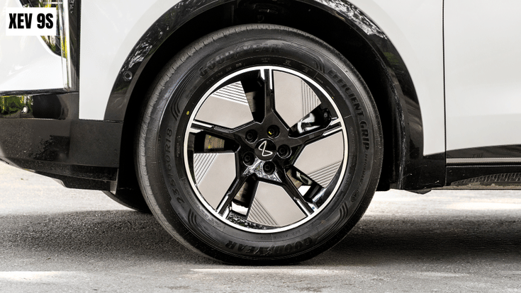Mahindra XEV 9S alloy wheel size Mahindra XEV 9S alloy wheel size