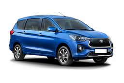 Toyota Rumion Front Right Three Quarter