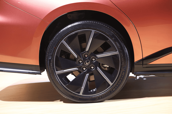 Lexus Es Color Orange, Black