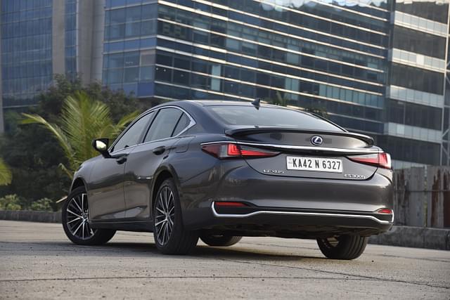 Rear View Image - 10922