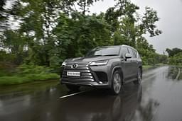 Lexus Lx Front Right Three Quarter