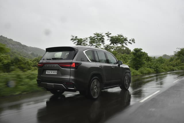 Rear View Image - 12037