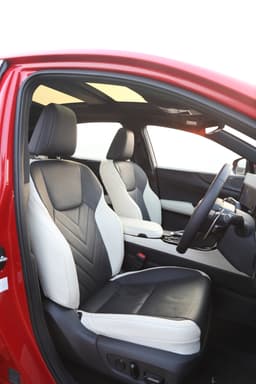 Lexus NX Front Row Seats