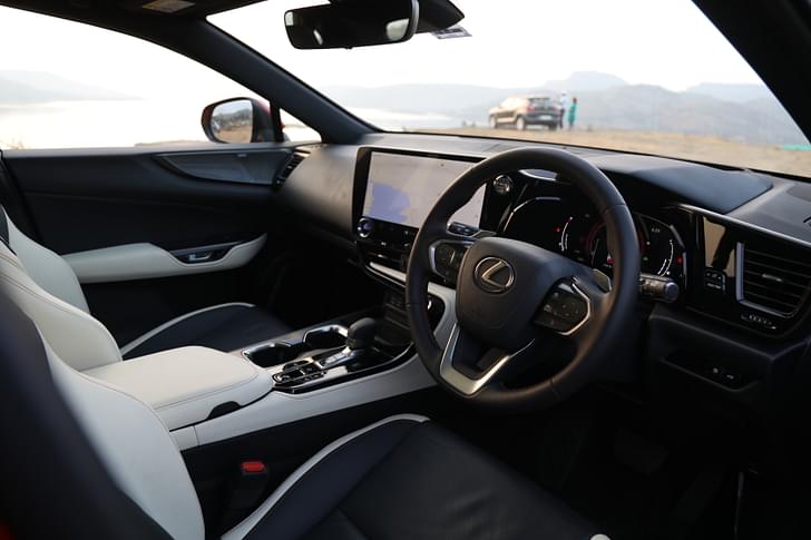 Lexus Nx Dashboard