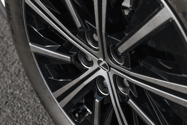 Alloy Wheels Image - 37581