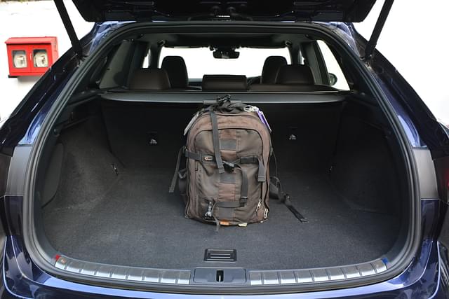 Rear View Image - 4399