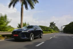 Lexus RX Front Right Three Quarter
