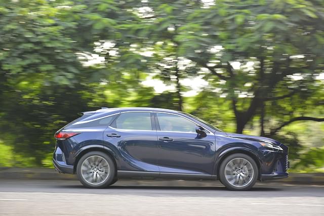 Alloy Wheels Image - 4421