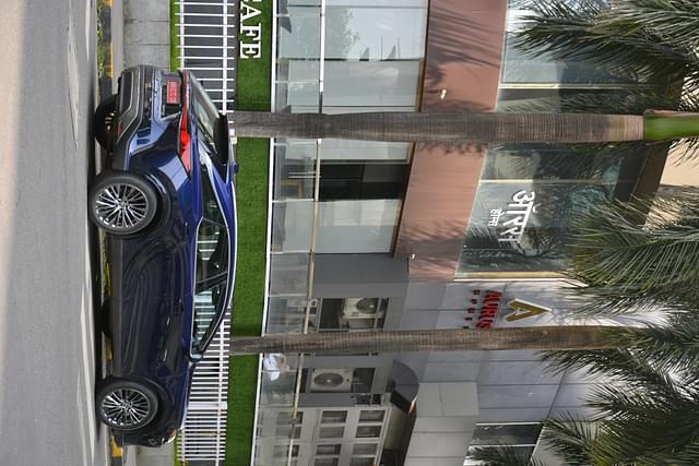 Alloy Wheels Image - 4453