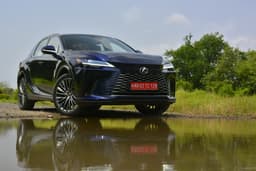 Lexus RX Front Right Three Quarter