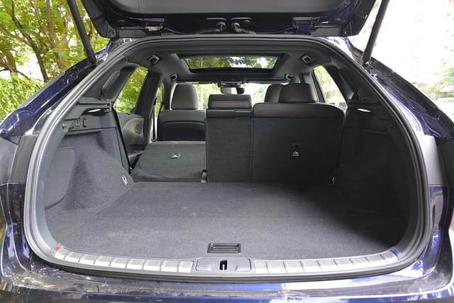 Rear View Image - 4540