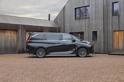 Lexus Lm Front Right Three Quarter