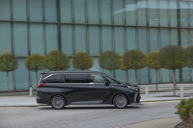 Alloy Wheels Image - 16212