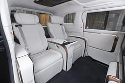 Lexus Lm Second Row Seats