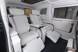 Lexus Lm Second Row Seats