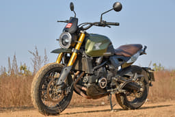 Moto Morini Seiemmezzo Front Right Three Quarter Moto Morini Seiemmezzo Front Right Three Quarter