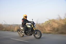 Moto Morini Seiemmezzo Front Right Three Quarter