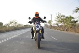 Moto Morini Seiemmezzo Front View