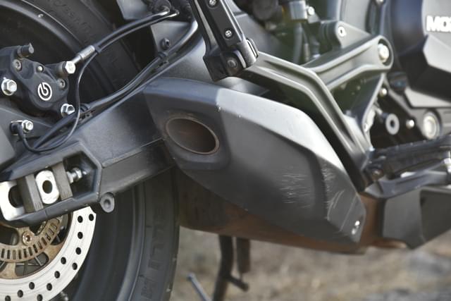 Color Black, Gray Image - 25411