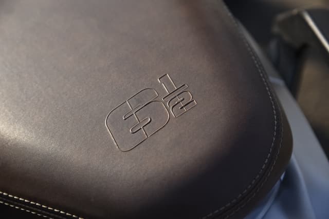 Pillion Seat Image - 25676