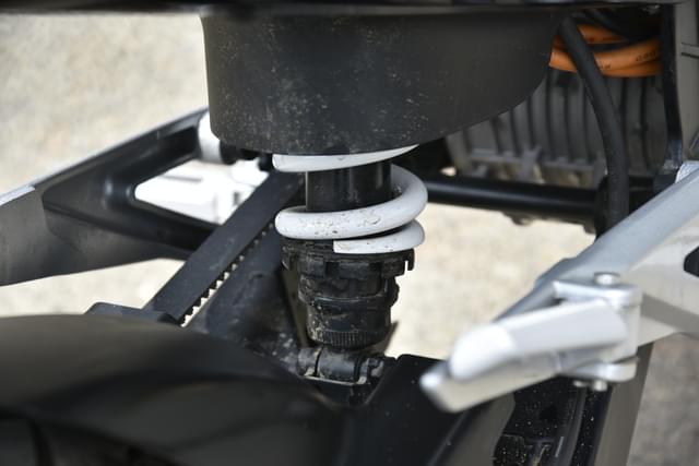 Front Suspension Image - 25410