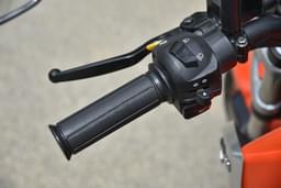 Oben Electric Rorr Color Black