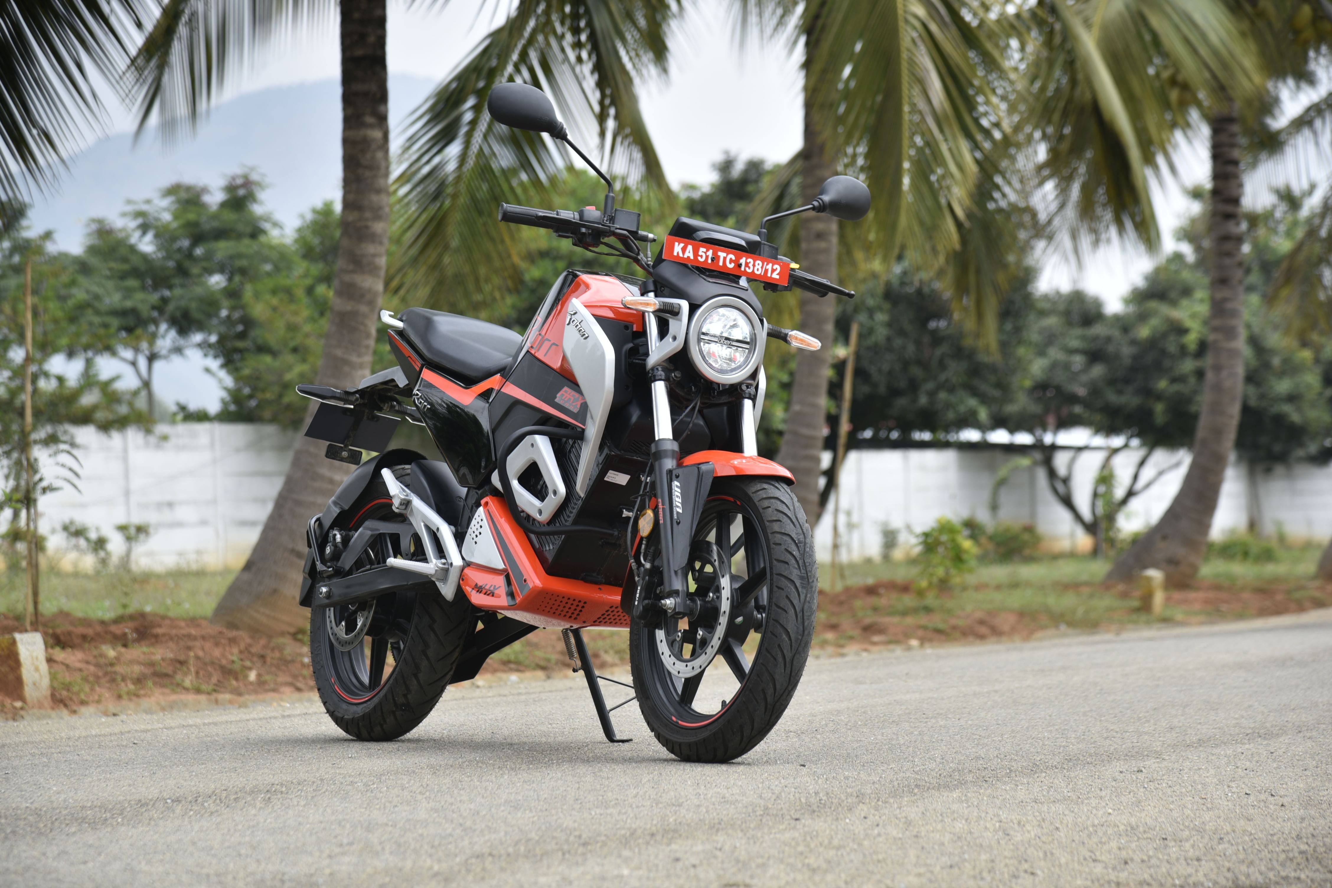 Oben Electric Rorr Price, Images, Features, Mileage, Colours & Reviews ...