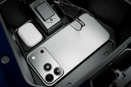Oben Electric Rorr Evo Charging Outlet