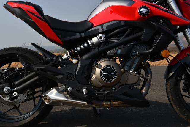 Exhaust Pipes Image - 25534