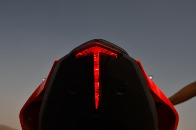 Rear View Image - 25605