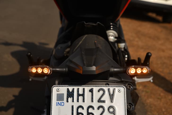 Qj Motor Srk 400 Rear View
