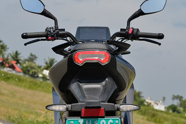 Rear View Image - 33317