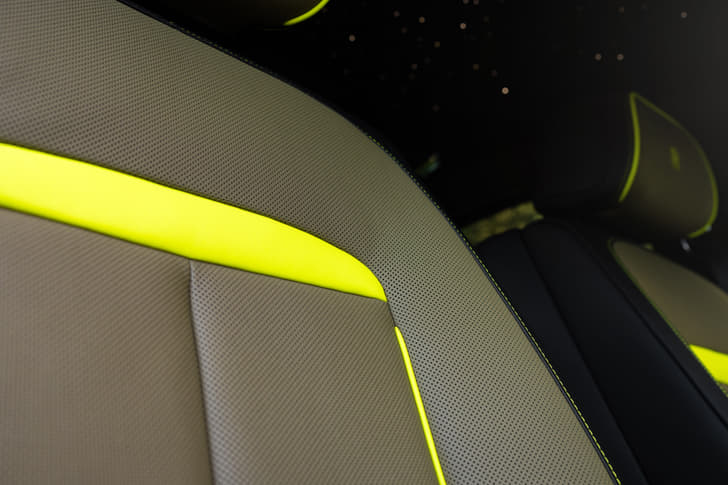 Rolls Royce Ghost Headrests Rolls Royce Ghost Headrests