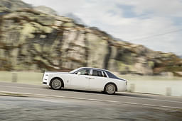 Rolls Royce Phantom Front Right Three Quarter