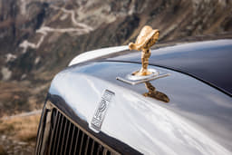 Rolls-Royce Phantom Front Logo Rolls-Royce Phantom Front Logo