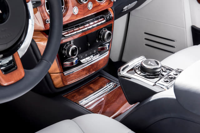 Infotainment System Image - 3955